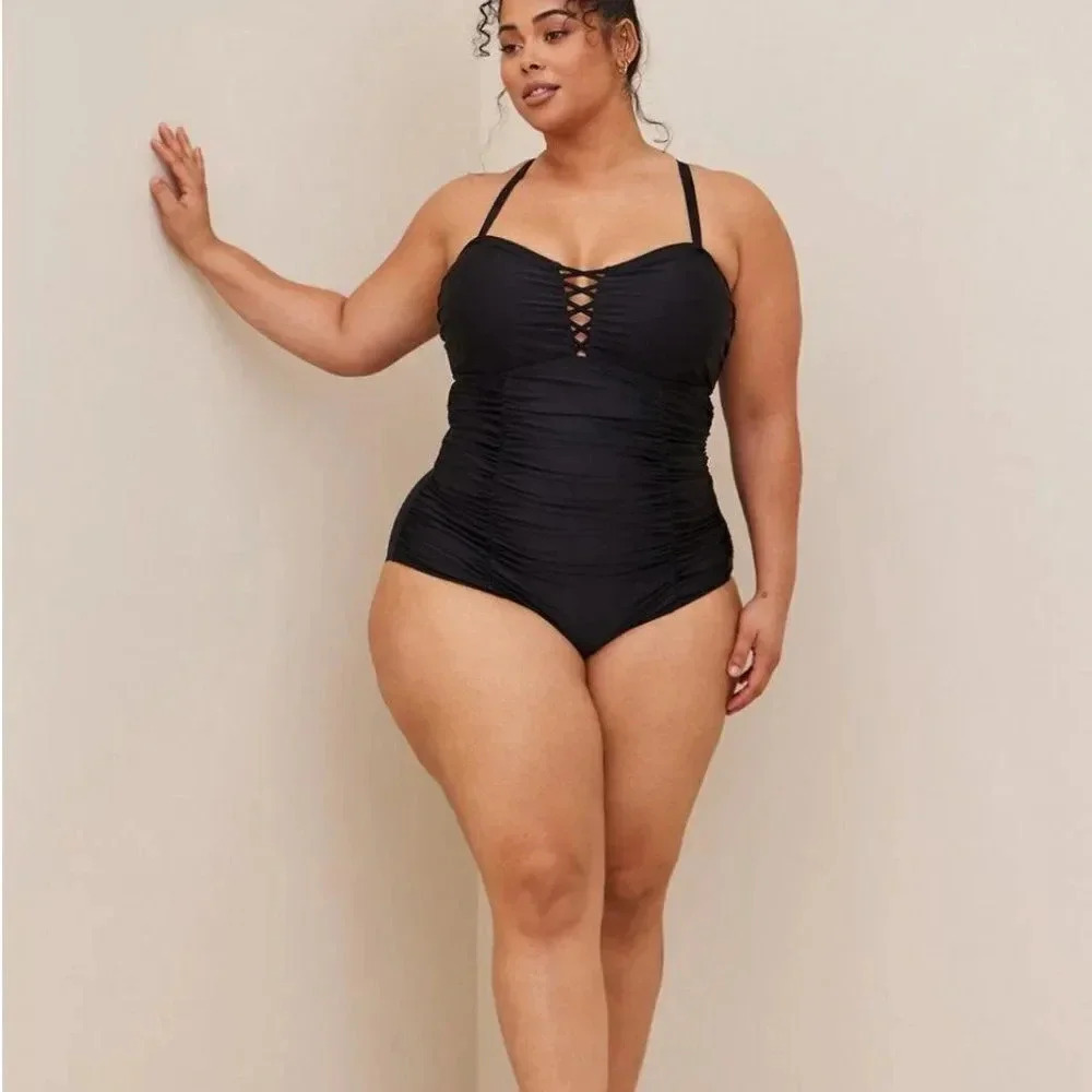 Torrid Swimsuit One Piece Swim Suit Wireless Slimming Black New NWT Plus Size 2X
